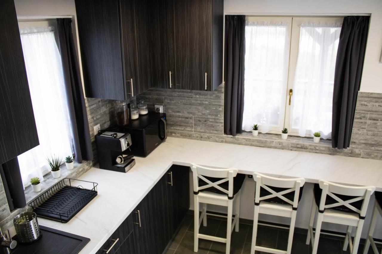 Appartement Aranyos Hill à Nagymaros Extérieur photo